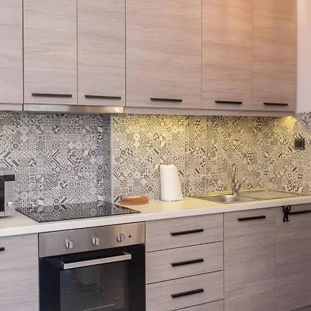 Ml Apartman Hriszí Aktí Haniá